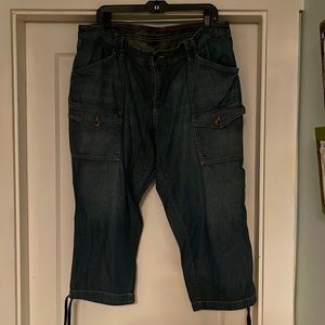 Eddie Bauer Denim Cargo Capri, Size 18, NWOT